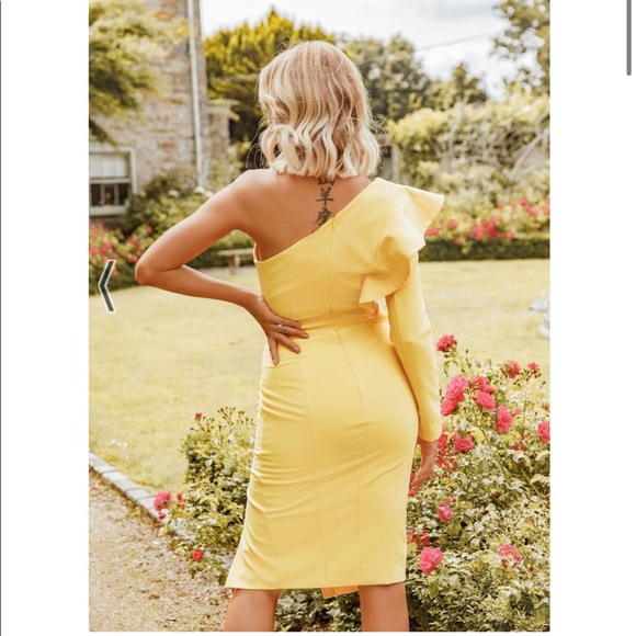 LAVISH ALICE one shoulder ruffle sleeve midi dress in pastel yellow ~ - Picture 5 of 10